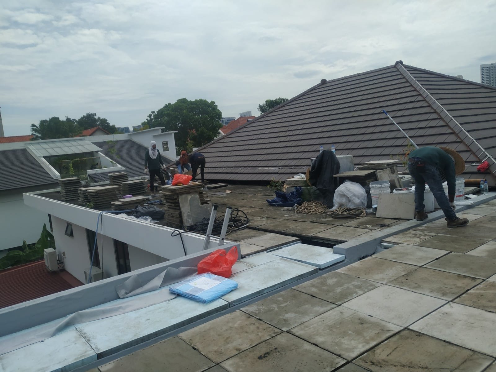 Tile roof setting service