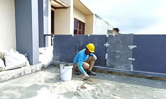 Cementitious roof waterproofing